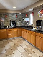 Super 8 by Wyndham Story City