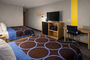 Super 8 by Wyndham Lewiston