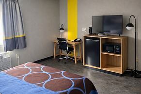Super 8 by Wyndham Lewiston