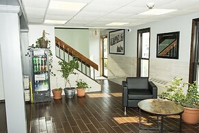 Super 8 by Wyndham Michigan City