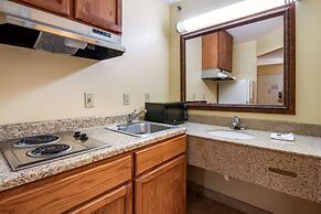 Rodeway Inn & Suites