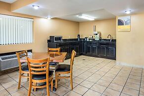 Rodeway Inn & Suites