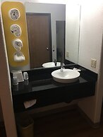 Motel 6 Apache Junction, AZ