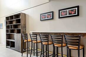 Quality Inn Mishawaka - South Bend