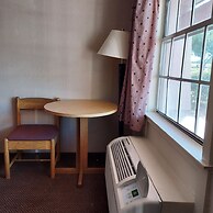 University Inn & Suites