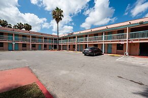 University Inn & Suites