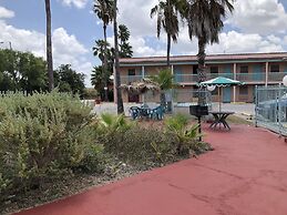 University Inn & Suites