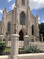 University Inn & Suites