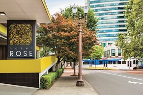 Staypineapple, Hotel Rose, Downtown Portland