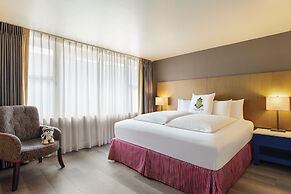 Staypineapple, Hotel Rose, Downtown Portland