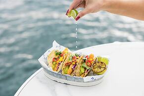 Pier One Sydney Harbour, Marriott Autograph Collection