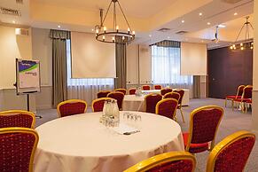 Bristol Grand Hotel By Sunday