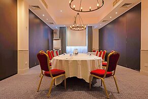 Bristol Grand Hotel By Sunday