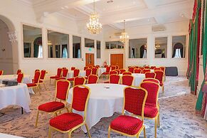 Bristol Grand Hotel By Sunday