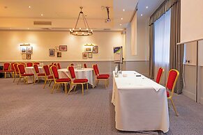 Bristol Grand Hotel By Sunday