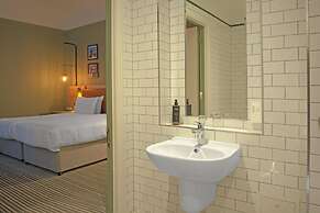 Bristol Grand Hotel By Sunday