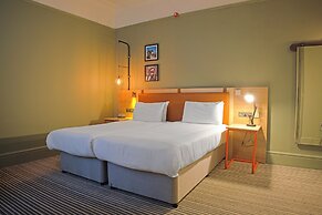 Bristol Grand Hotel By Sunday