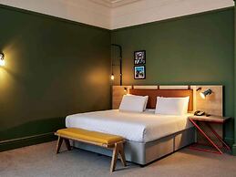 Bristol Grand Hotel By Sunday