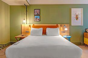 Bristol Grand Hotel By Sunday