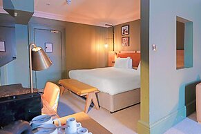 Bristol Grand Hotel By Sunday