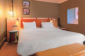 Bristol Grand Hotel By Sunday
