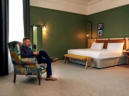Bristol Grand Hotel By Sunday