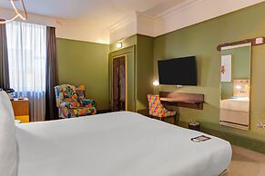 Bristol Grand Hotel By Sunday