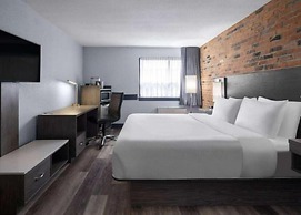 Travelodge by Wyndham Barrie