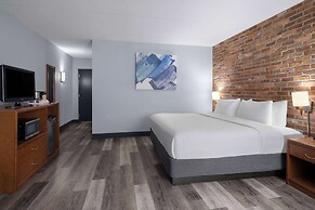 Travelodge by Wyndham Barrie