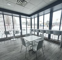 Travelodge by Wyndham Barrie