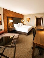 DoubleTree by Hilton Toronto Airport