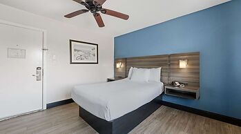 SureStay Hotel by Best Western Virginia Beach Royal Clipper