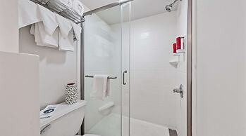 SureStay Hotel by Best Western Virginia Beach Royal Clipper