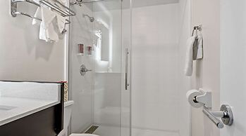 SureStay Hotel by Best Western Virginia Beach Royal Clipper