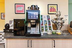 Garner Hotel Berlin Messe by IHG