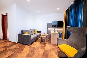 Best Living Hotel Arotel