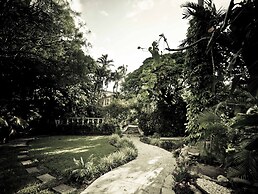 Graycliff Hotel And Restaurant