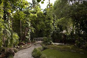 Graycliff Hotel And Restaurant