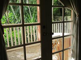 Graycliff Hotel And Restaurant