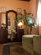 Graycliff Hotel And Restaurant