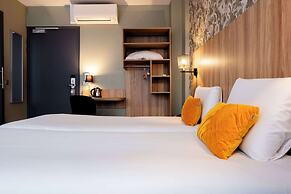 Hotel Kyriad Paris 10 Canal Saint Martin