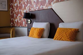 Hotel Kyriad Paris 10 Canal Saint Martin