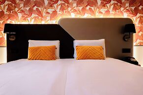 Hotel Kyriad Paris 10 Canal Saint Martin