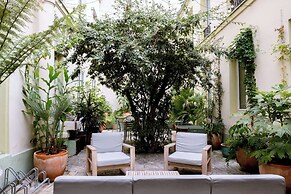 Hotel Kyriad Paris 10 Canal Saint Martin