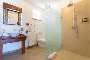 True Blue Bay Resort