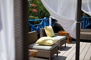 True Blue Bay Resort