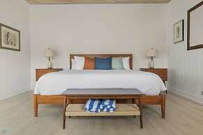 Romora Bay Resort & Marina