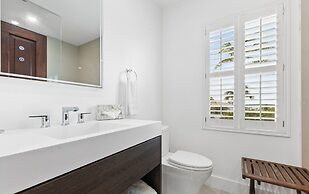 Romora Bay Resort & Marina