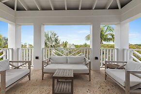 Romora Bay Resort & Marina