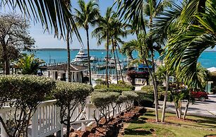 Romora Bay Resort & Marina